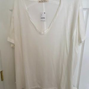 New with Tag!  We The Free White Oversized Tee, SIZE S